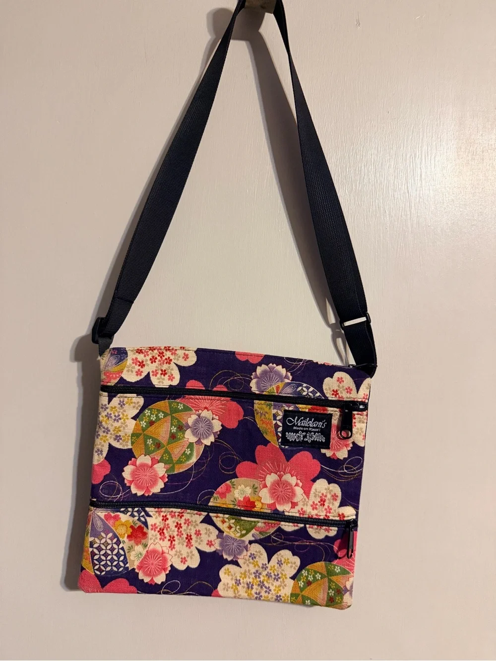 Mailelani’s Made on Kaua‘i Hawaiian Floral Crossbody Bag Boho Purple Pink 🌺